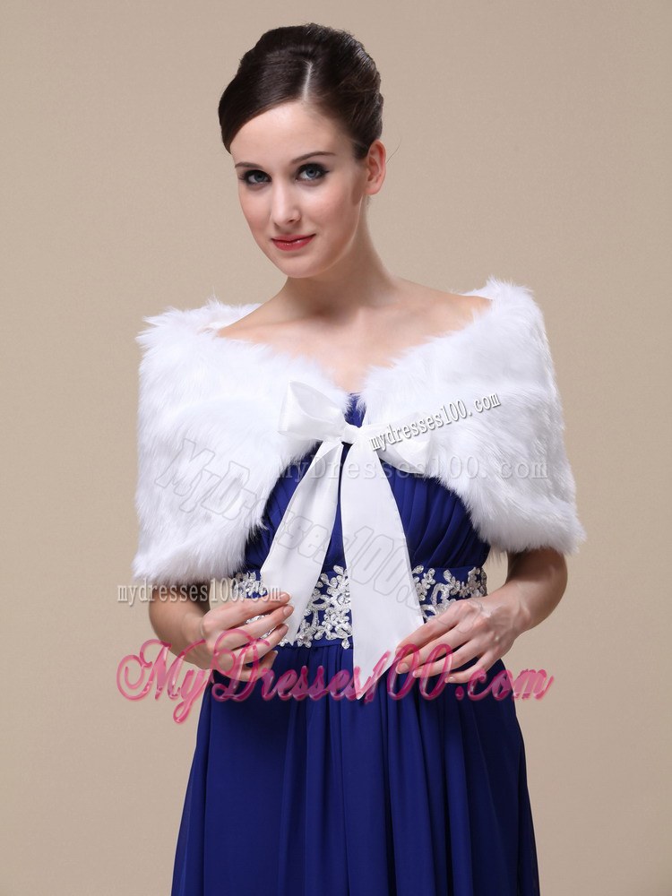 Rabbit Fur Special Occasion / Wedding Shawl In Ivory With Off The Shoulder